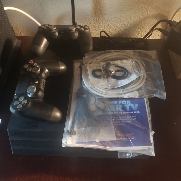 Unused PS4 Console - Picture 2 of 4
